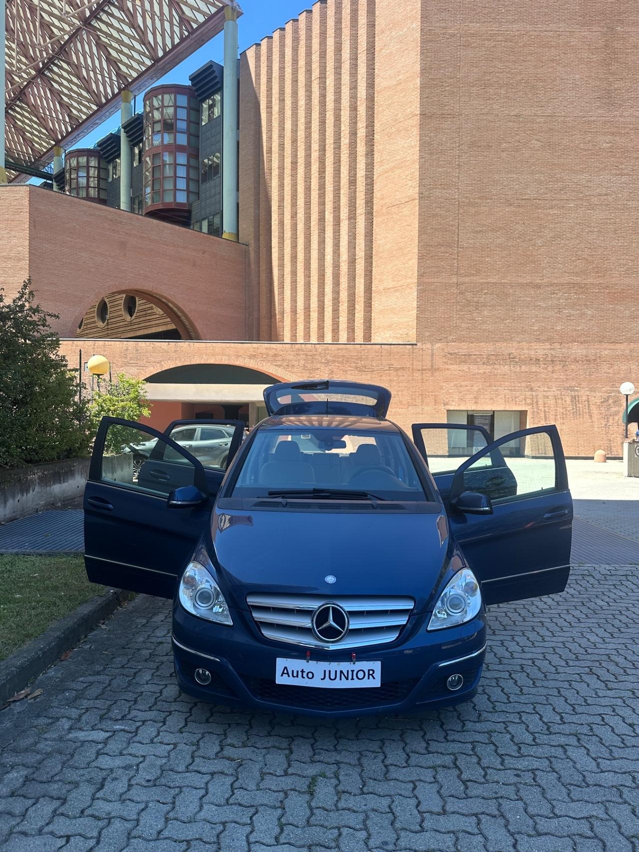 Mercedes-benz B 180 NGT BlueEFFICIENCY Premium