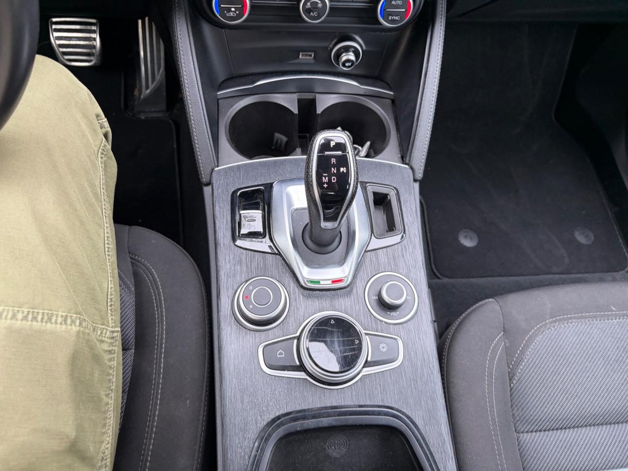 Alfa Romeo Stelvio 2.2 Turbodiesel 210 CV AT8 Q4 Competizione