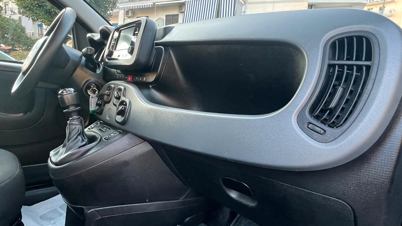 Fiat Panda 1.0 FireFly S&S Hybrid City Life 5 POSTI