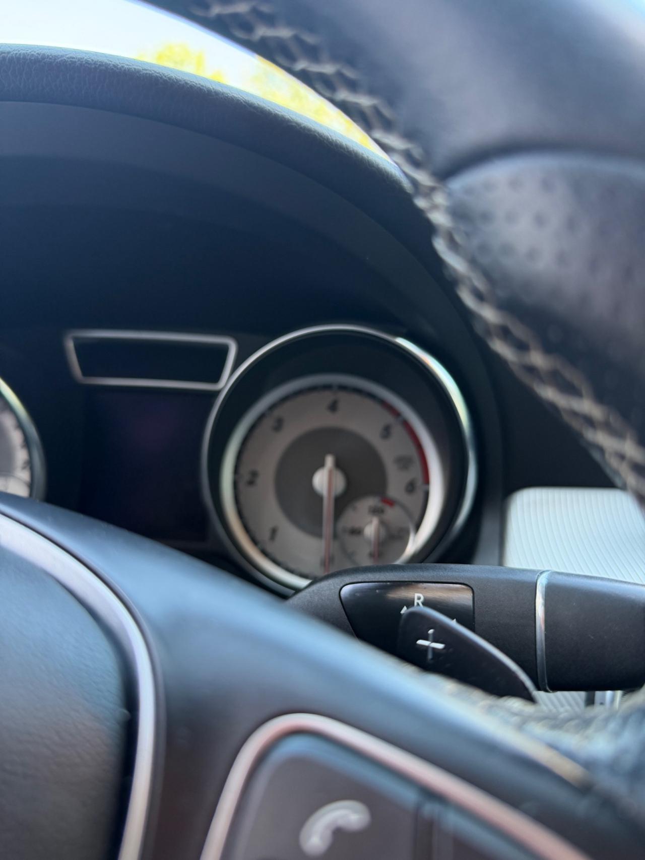 Mercedes-benz GLA 200 d Automatic Premium