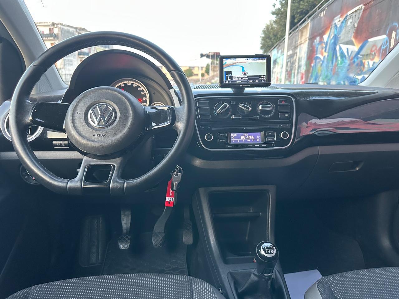 Volkswagen up! 1.0 75 CV 5p. high up