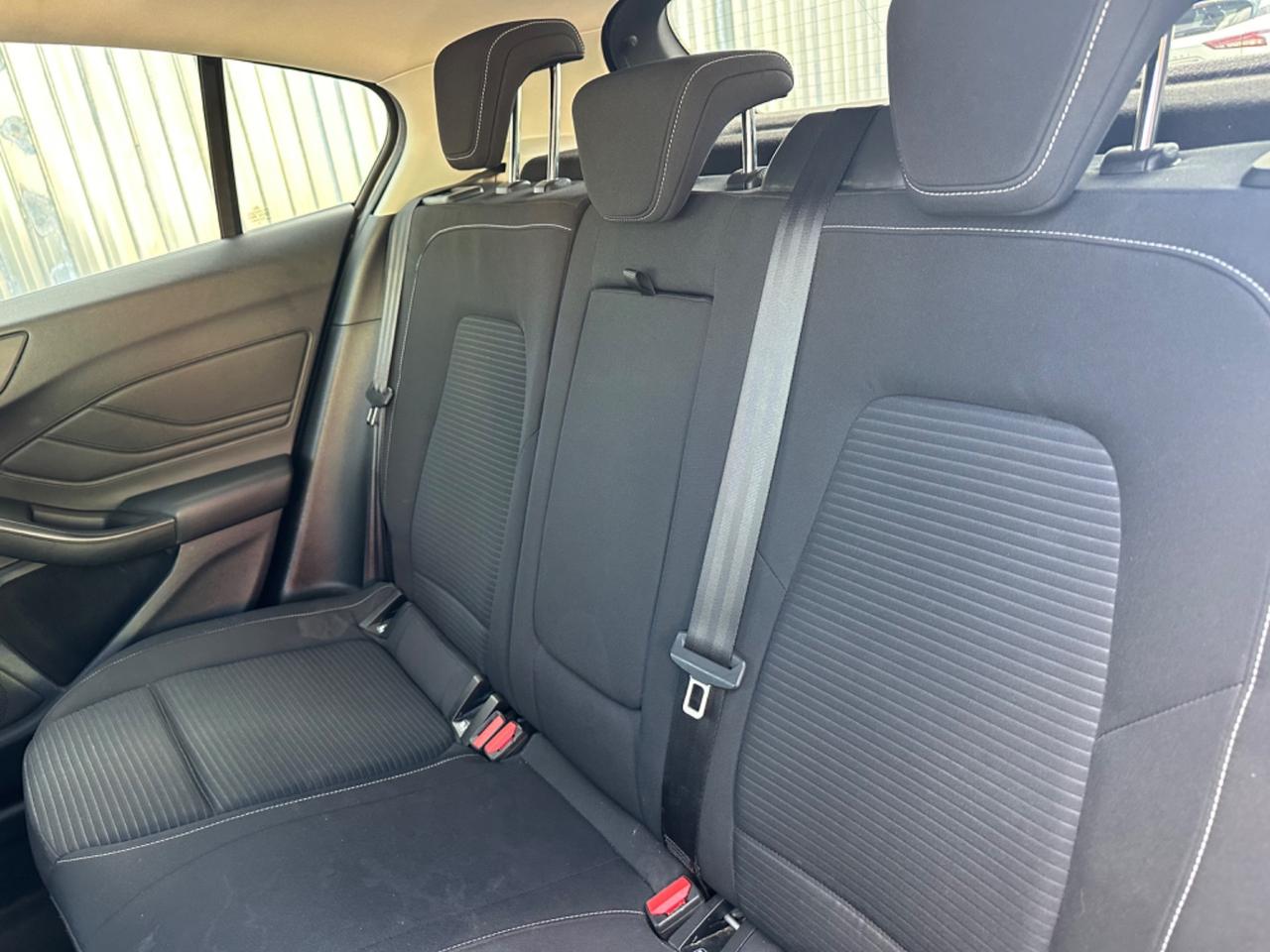 Ford Focus 1.0 EcoBoost 125 CV Start&Stop Titanium Business