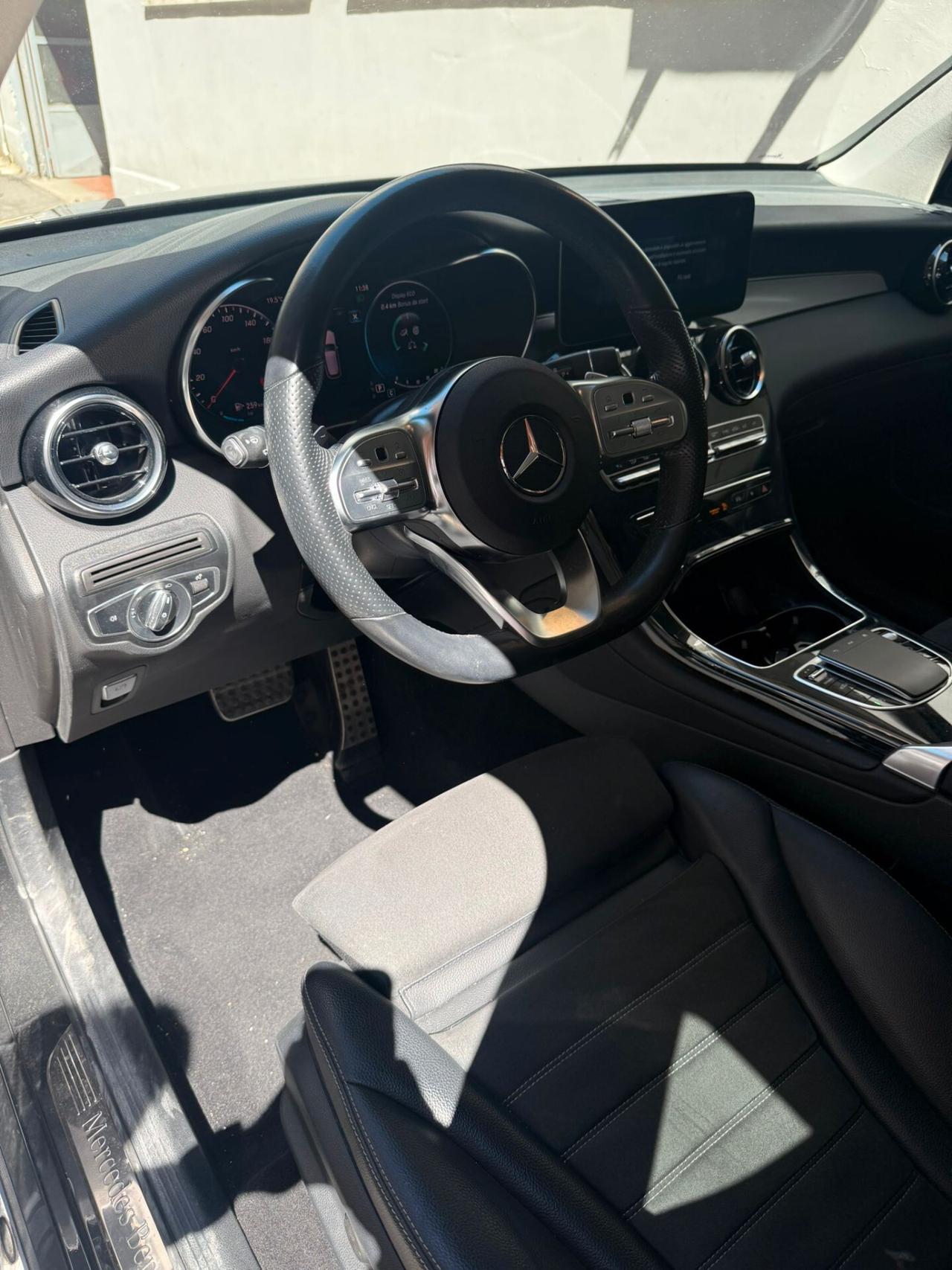 Mercedes-benz GLC 220 200 d 4Matic Premium Plus AMG NightEdition