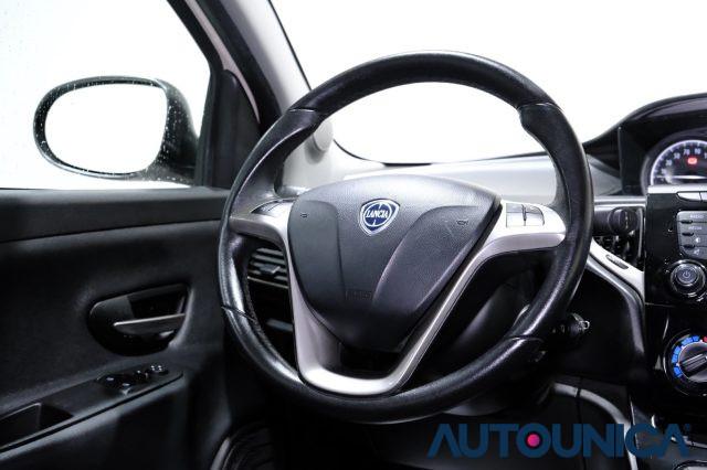 LANCIA Ypsilon 1.2 69 CV 5 PORTE S&S GOLD NEOPATENTATI