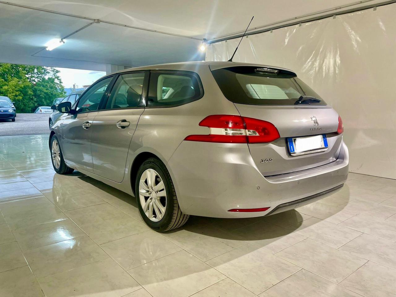 PEUGEOT 308 2014 1.6 HDI 92 CV X NEOPATENTATI