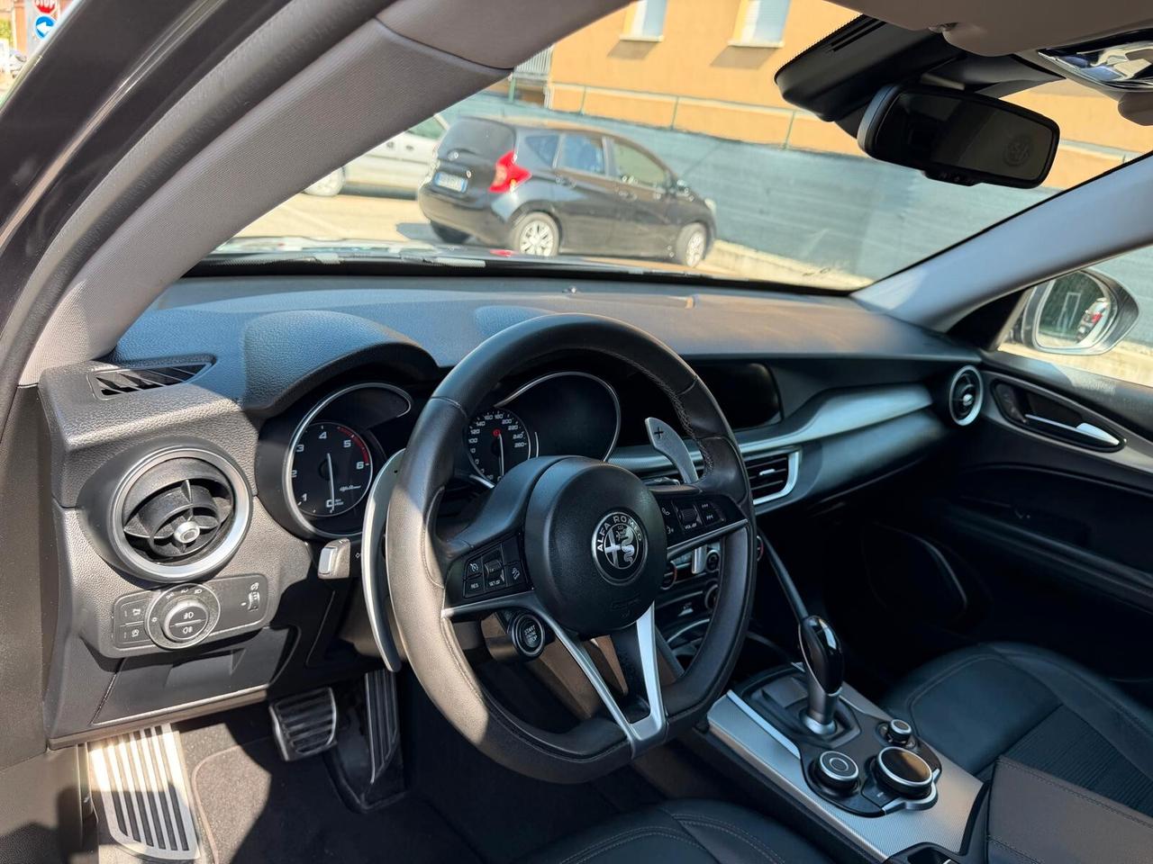 Alfa Romeo Stelvio 2.2 - PELLE - NAV. - 12 MESI DI GARANZIA -