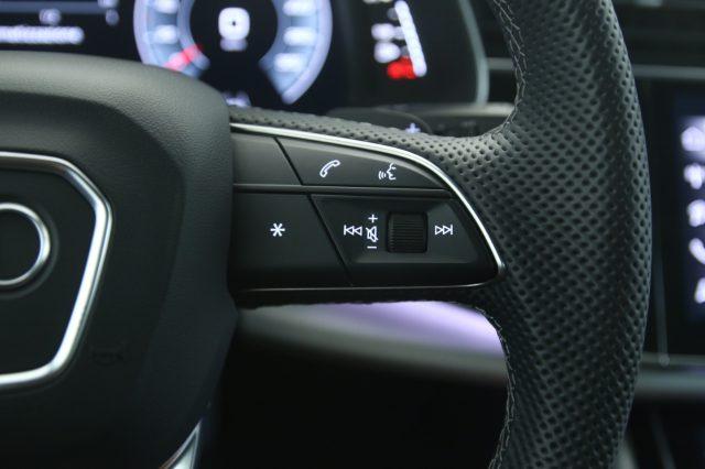 AUDI Q8 50 TDI 286 CV quattro S-line Black Edition
