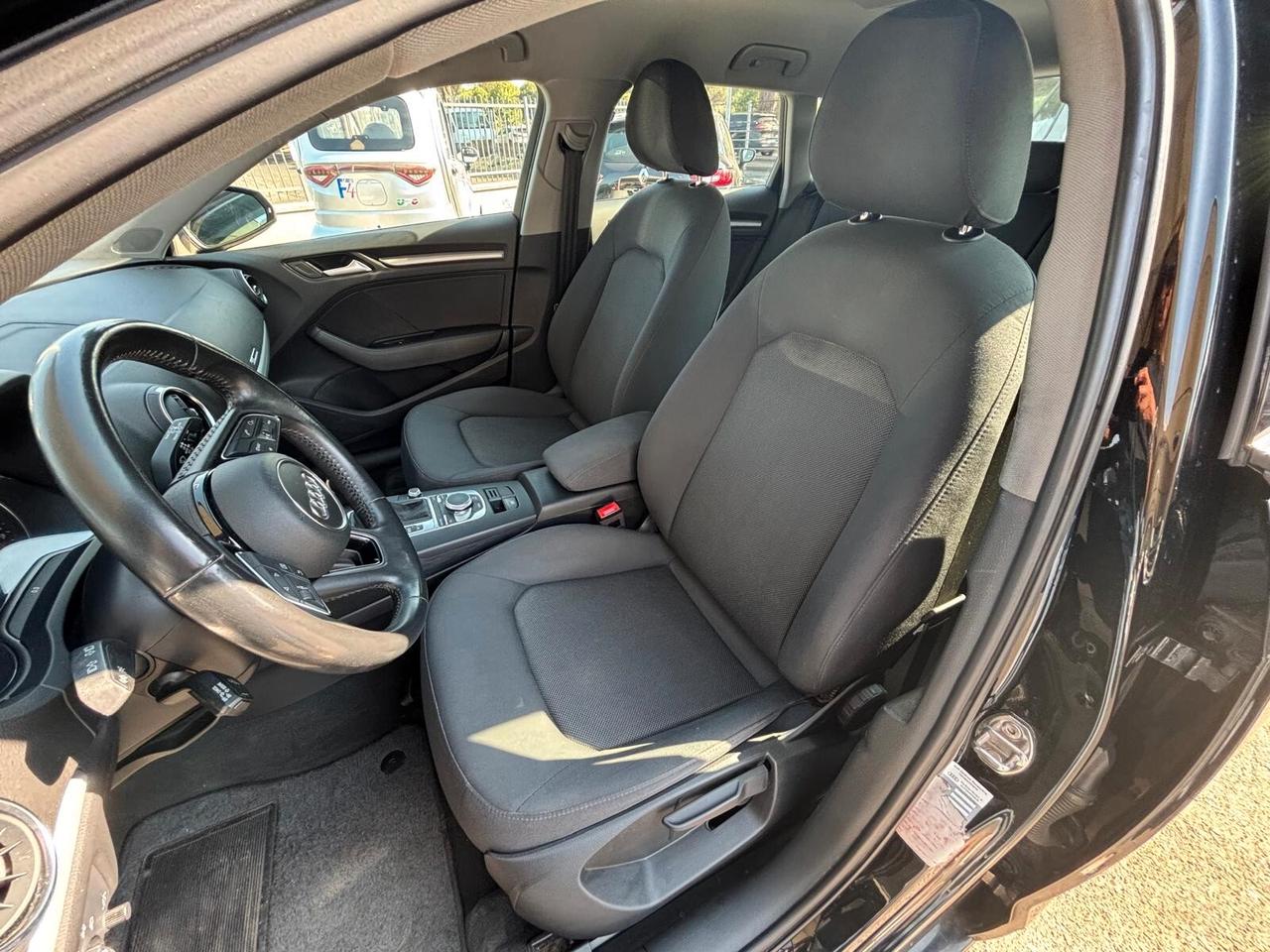 Audi A3 SPB 1.6 TDI 116 CV S tronic Sport