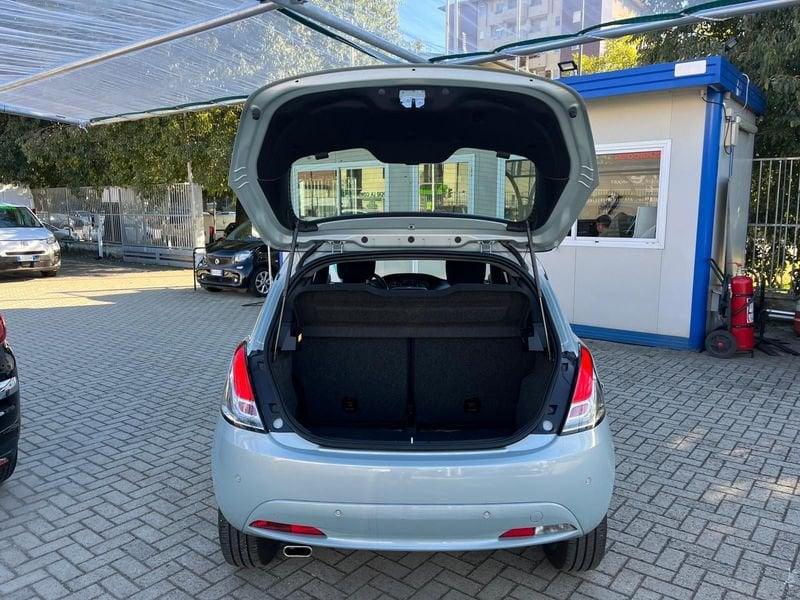 Lancia Ypsilon Ypsilon 1.0 FireFly 5 porte S&S Hybrid Gold