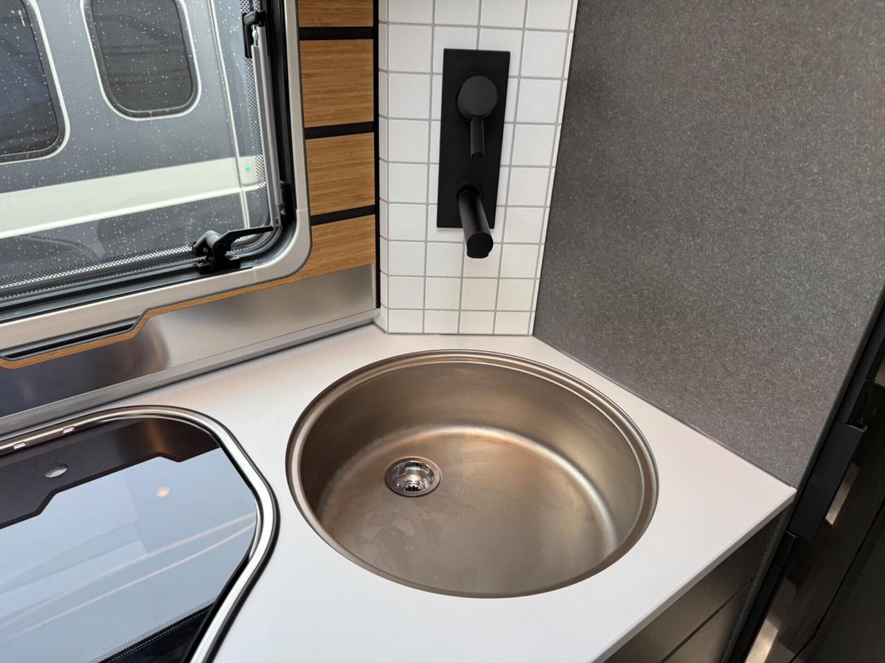 HYMER ML T 580 CROSSTRAIL 7.13 4x4 MERCEDES