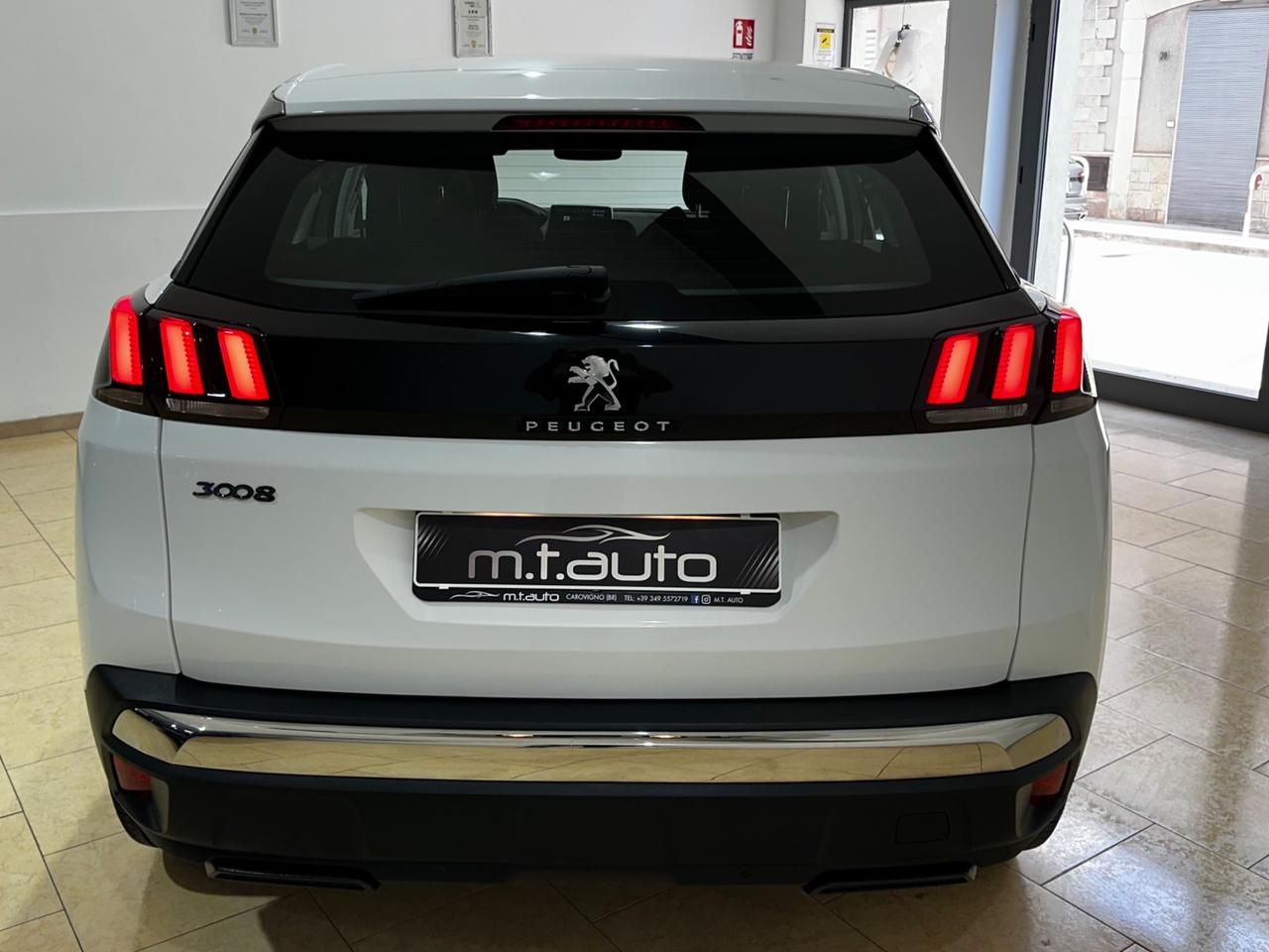 Peugeot 3008 BlueHDi 130 S&S EAT8 Business
