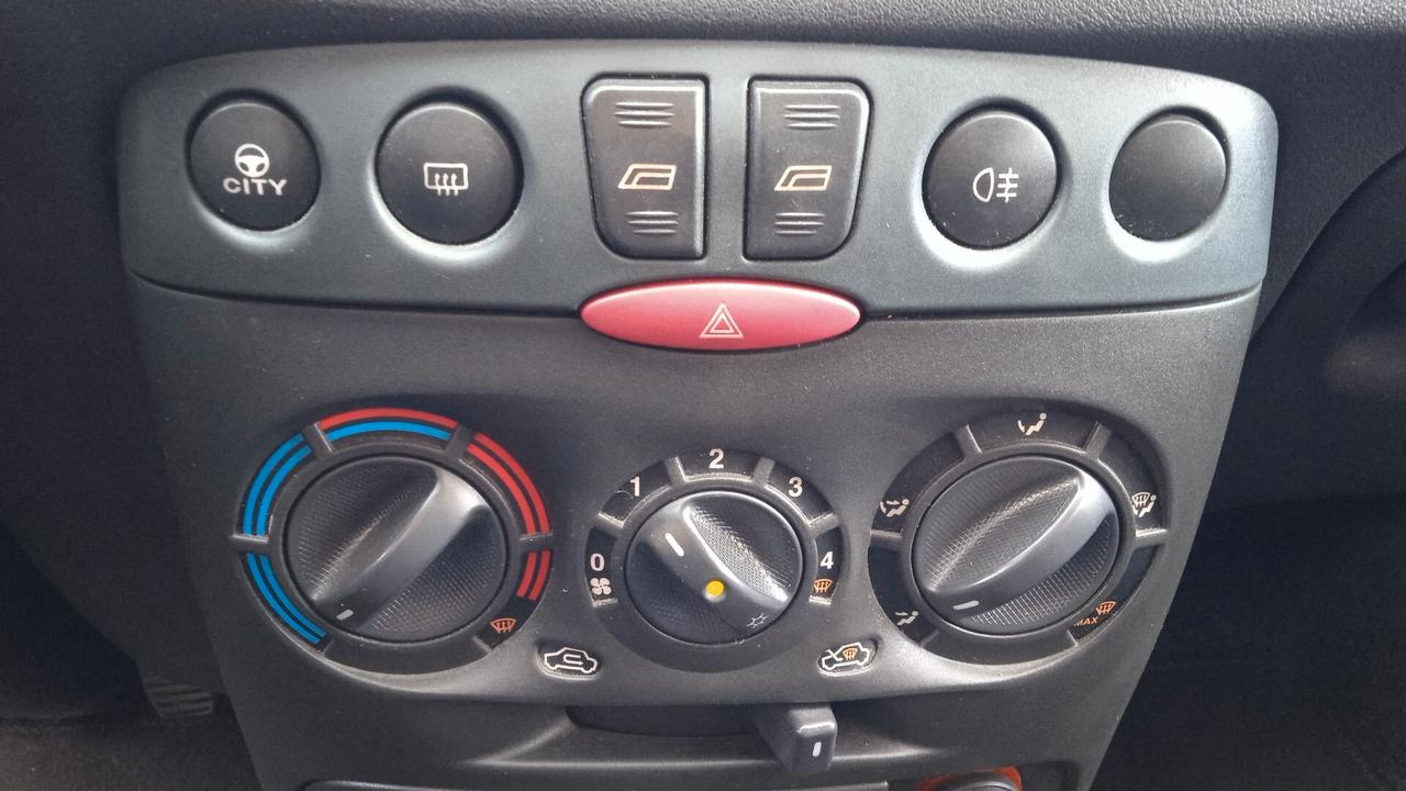 Fiat Punto 1.2i cat 5 porte ELX