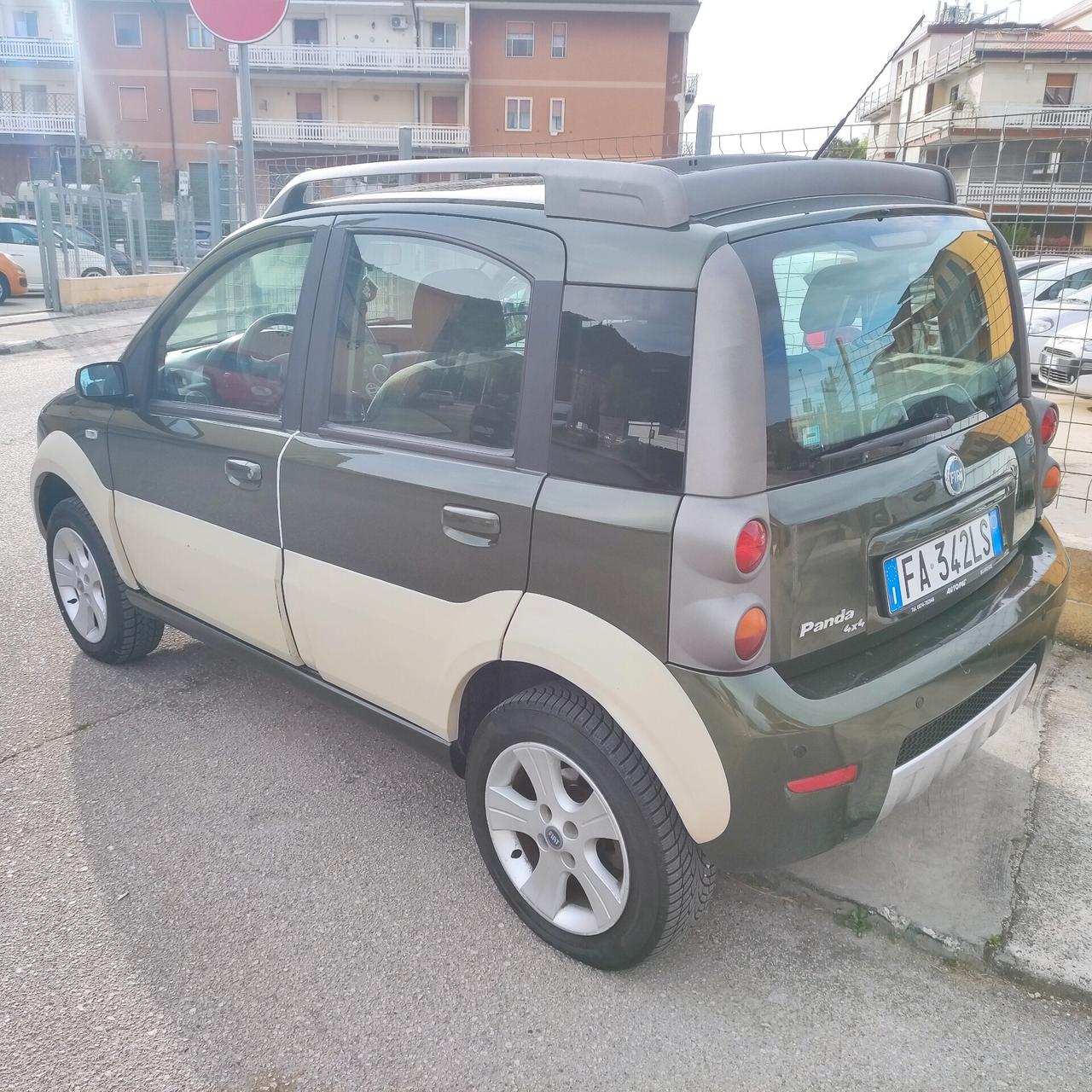 Fiat Panda 1.3 MJT 16V 4x4 Cross