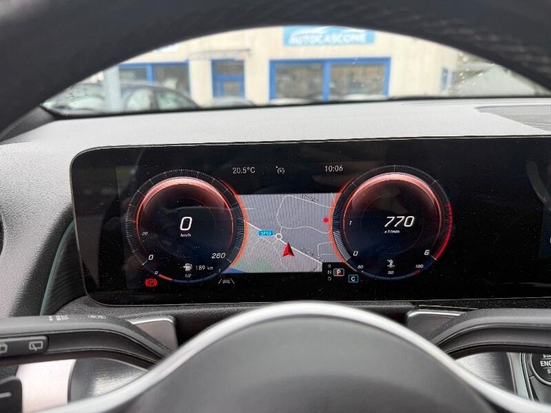 MERCEDES GLB (X247) GLB 200 d Automati...