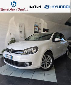 Volkswagen Golf 1.6 Highline