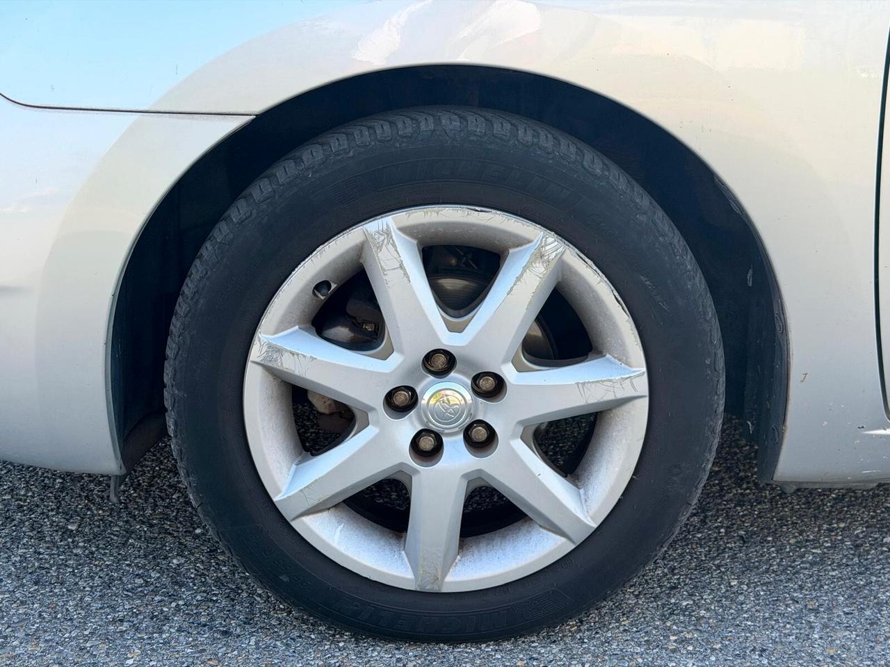 Toyota Prius 1.5i 16V Euro 4 - 2005 - 220.000 km