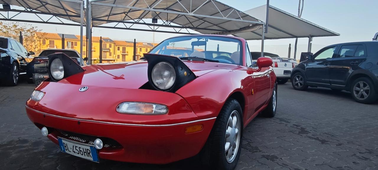 Mazda MX-5 1.6i 16V cat