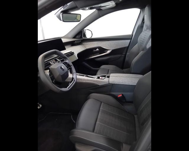 PEUGEOT 3008 1.2 hybrid GT 136cv e-dcs6