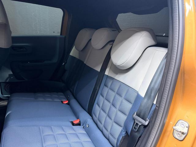 FIAT Grande Panda 1.2 Hybrid 110 CV S&S La Prima