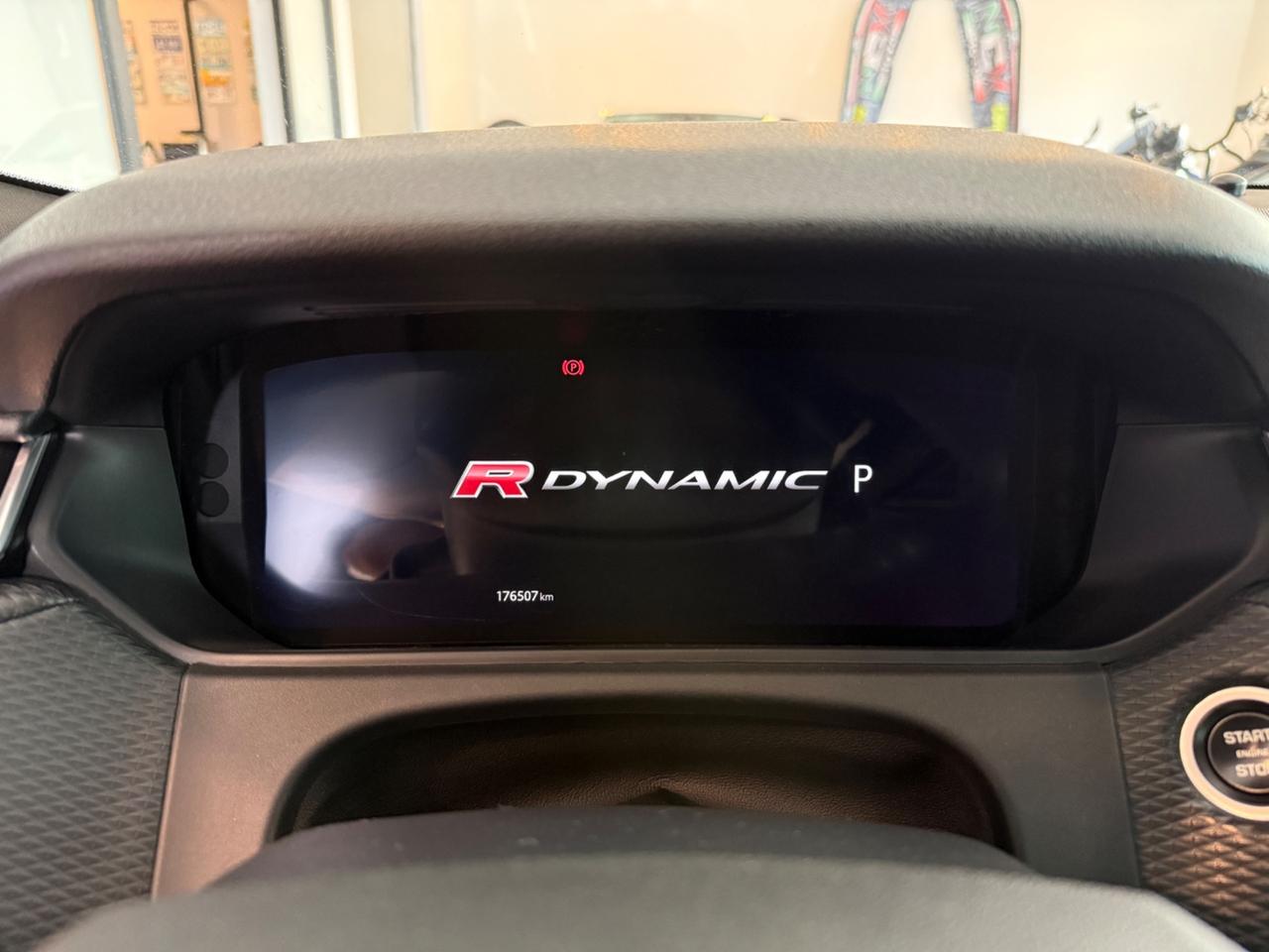 Land Rover Range Velar 2.0D I4 240 CV HSE