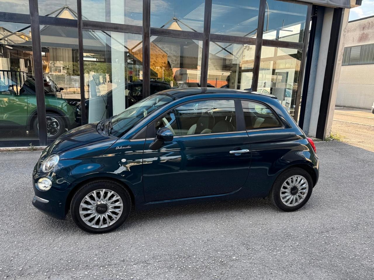 Fiat 500 1.0 Hybrid Dolcevita unico proprietario OK NEOPATENTATI