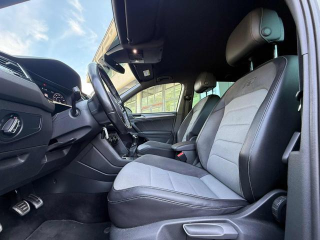 VOLKSWAGEN Tiguan 2.0 TDI 4MOTION R-LINE