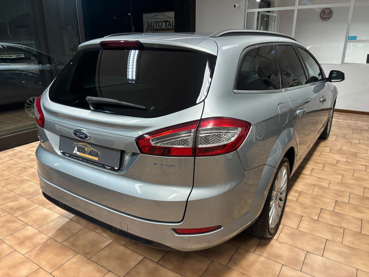 Ford Mondeo SW 2.0 tdci Business (nav) 140cv powershift