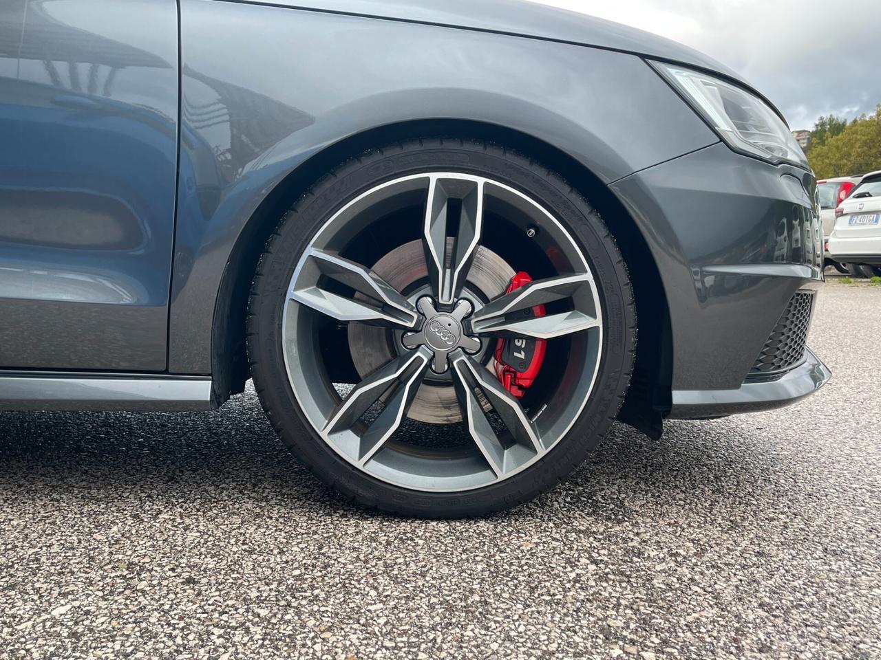 Audi A1 S1 2.0 TFSI quattro "KM 77.000"