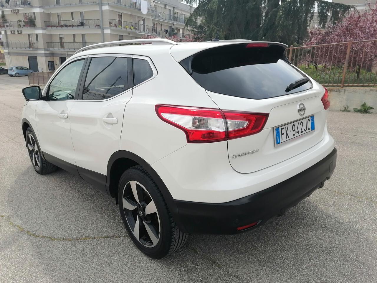 Nissan Qashqai 1.5 dCi TEKNA TETTO PANORAMICO 2017