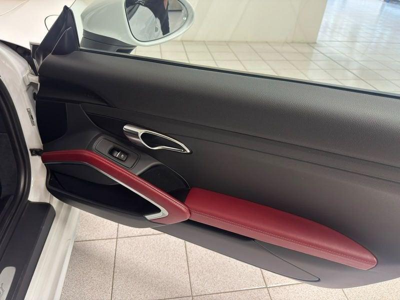 Porsche 718 2.0 Pdk 300 cv