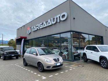 Lancia Ypsilon 3 Porte Ypsilon 1.2 8v New Oro (oro)