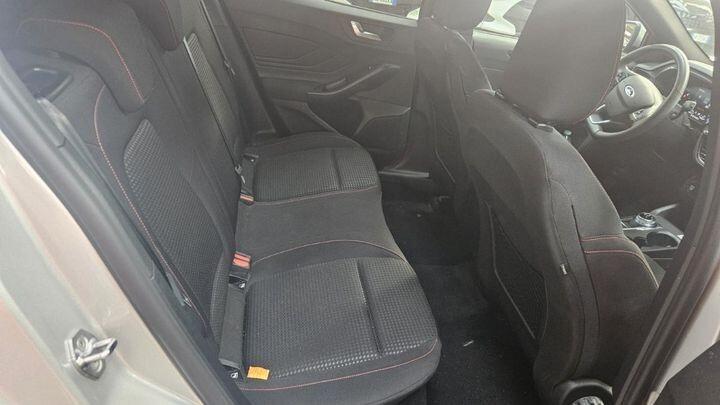 Ford Focus 1.5 ECOBLUE 115CV AUTOMATICO 5P. ST LINE ( PDC - FARI LED NAVI ADAPTIVE CRUISE MIRROR )