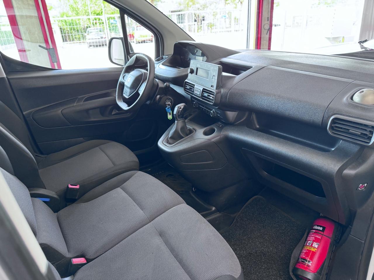 Peugeot Partner BlueHDi 100 S&S PC Furgone Pro