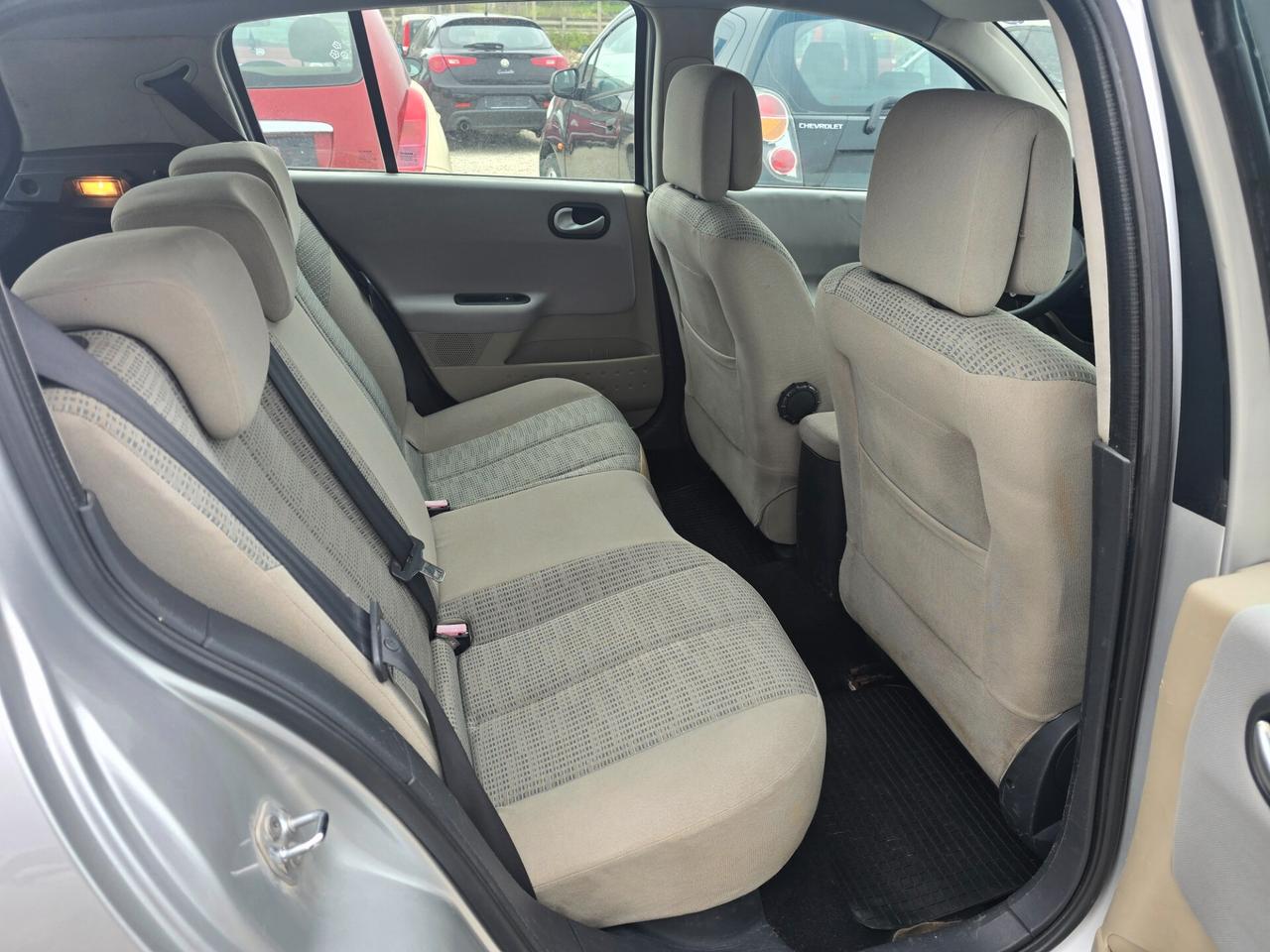 Renault Megane megan