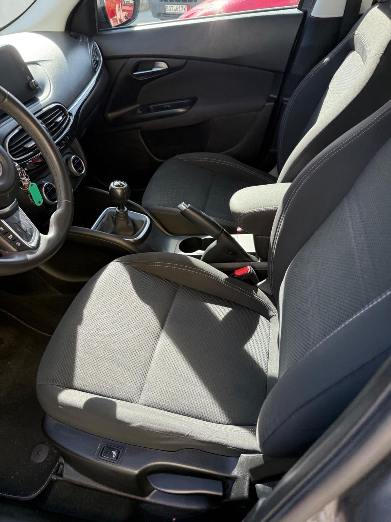 Fiat Tipo 1.6 Mjt S&S 5 porte Lounge