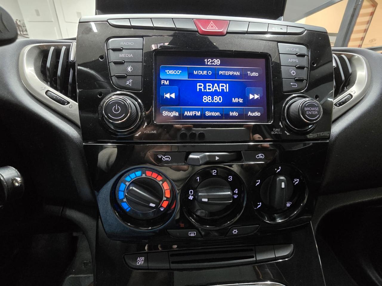 Lancia Ypsilon SeS Silver