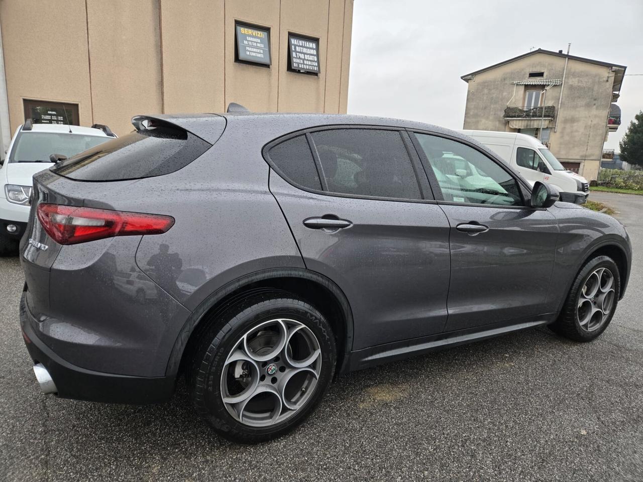 Alfa Romeo Stelvio 2.2 Turbodiesel 210 CV AT8 Q4 Super