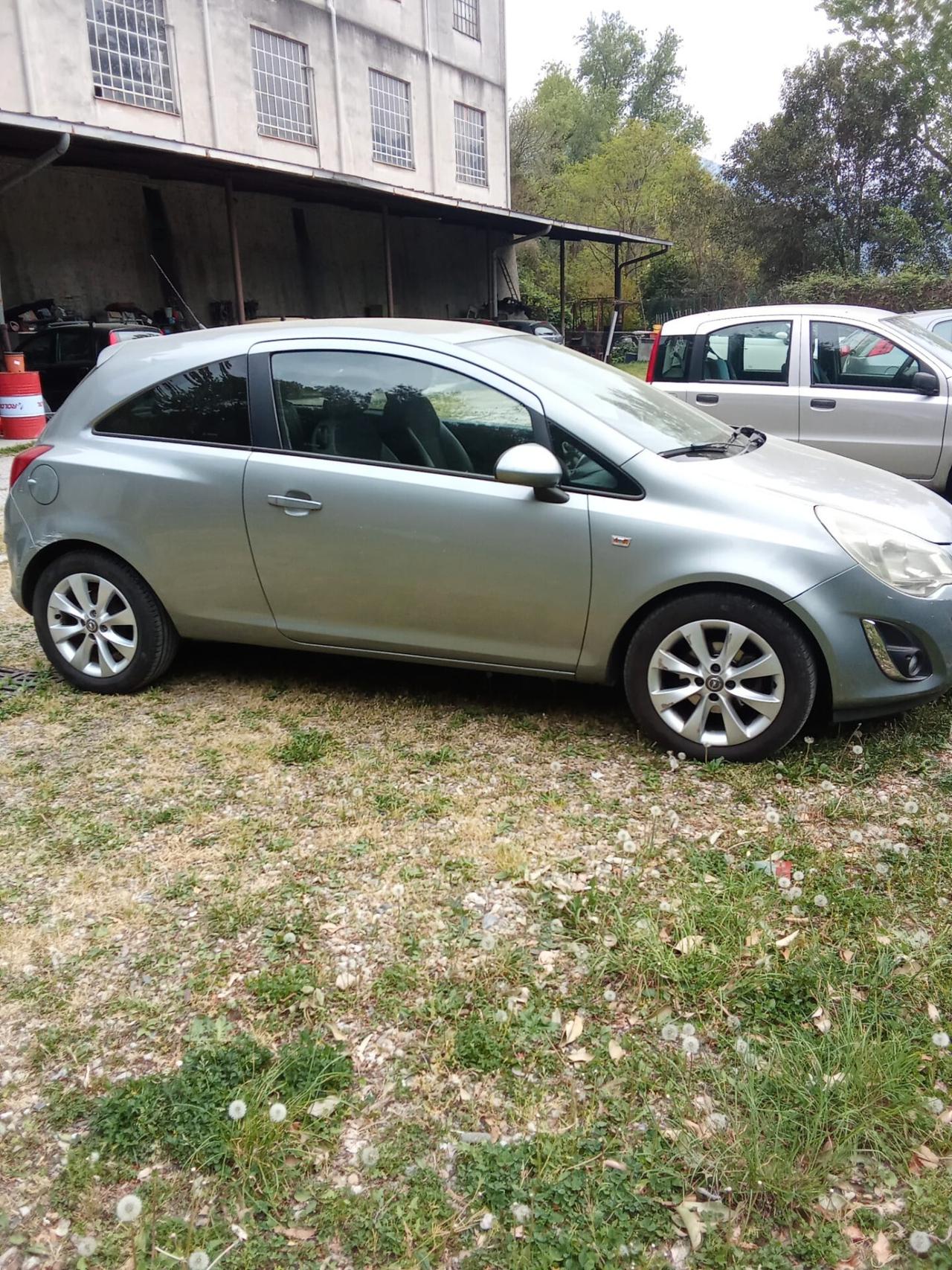 Opel Corsa 1300 MULTIJET DIESEL