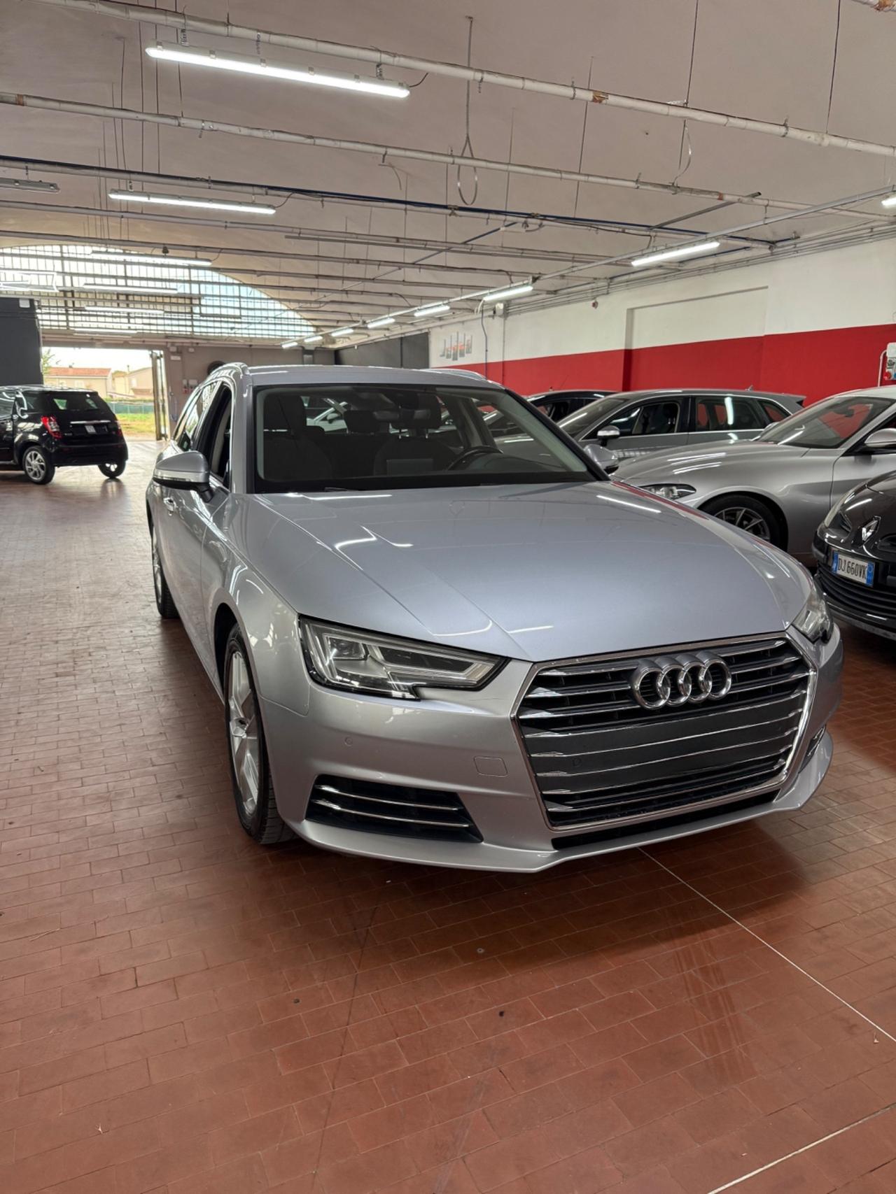 Audi A4 2.0 TDI 150 CV ultra S tronic Business Sport
