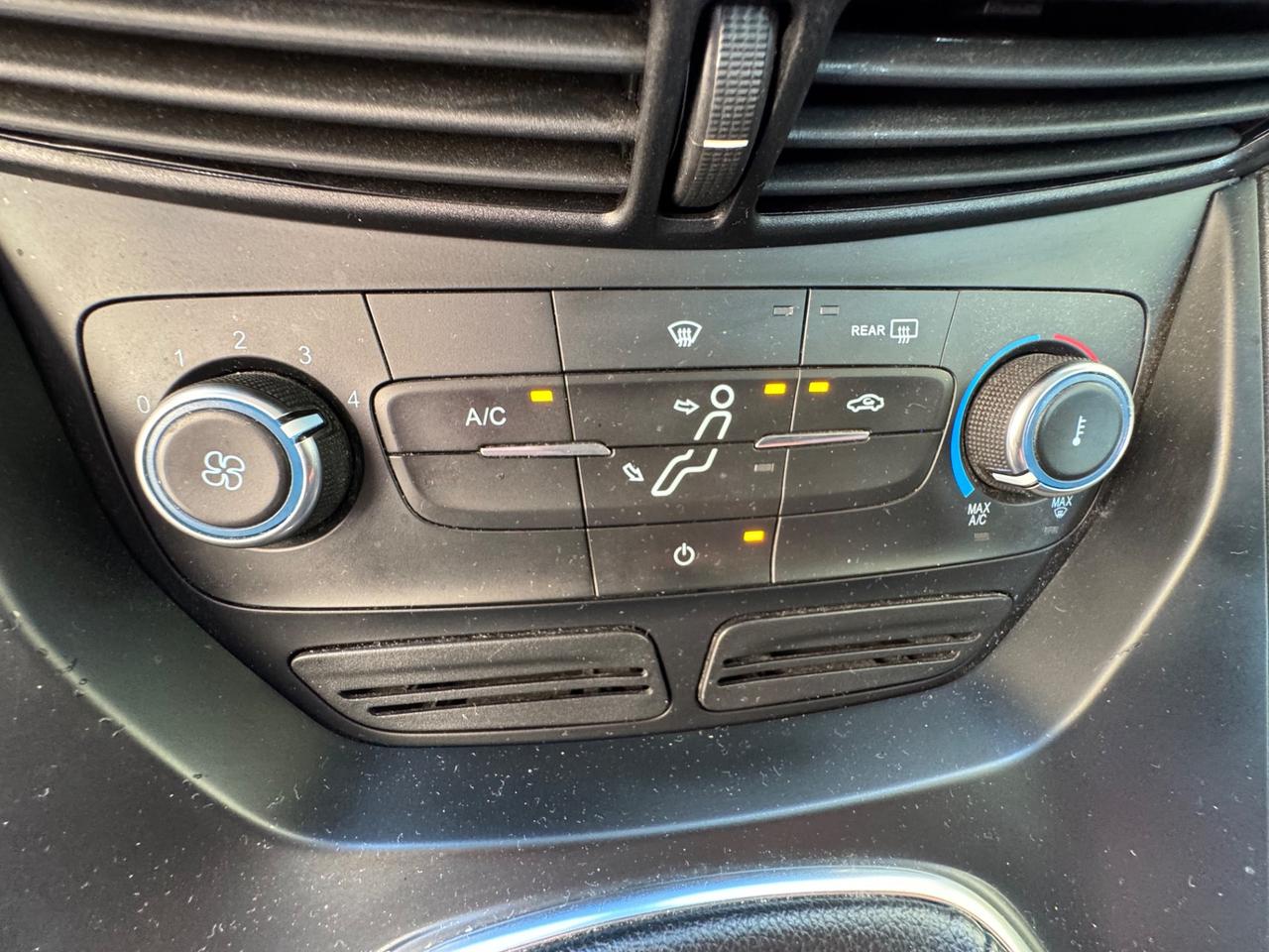C-MAX 1.6 GPL DI SERIE 120CV NAVIGATORE TELEFONO FULL IMPECCABILE