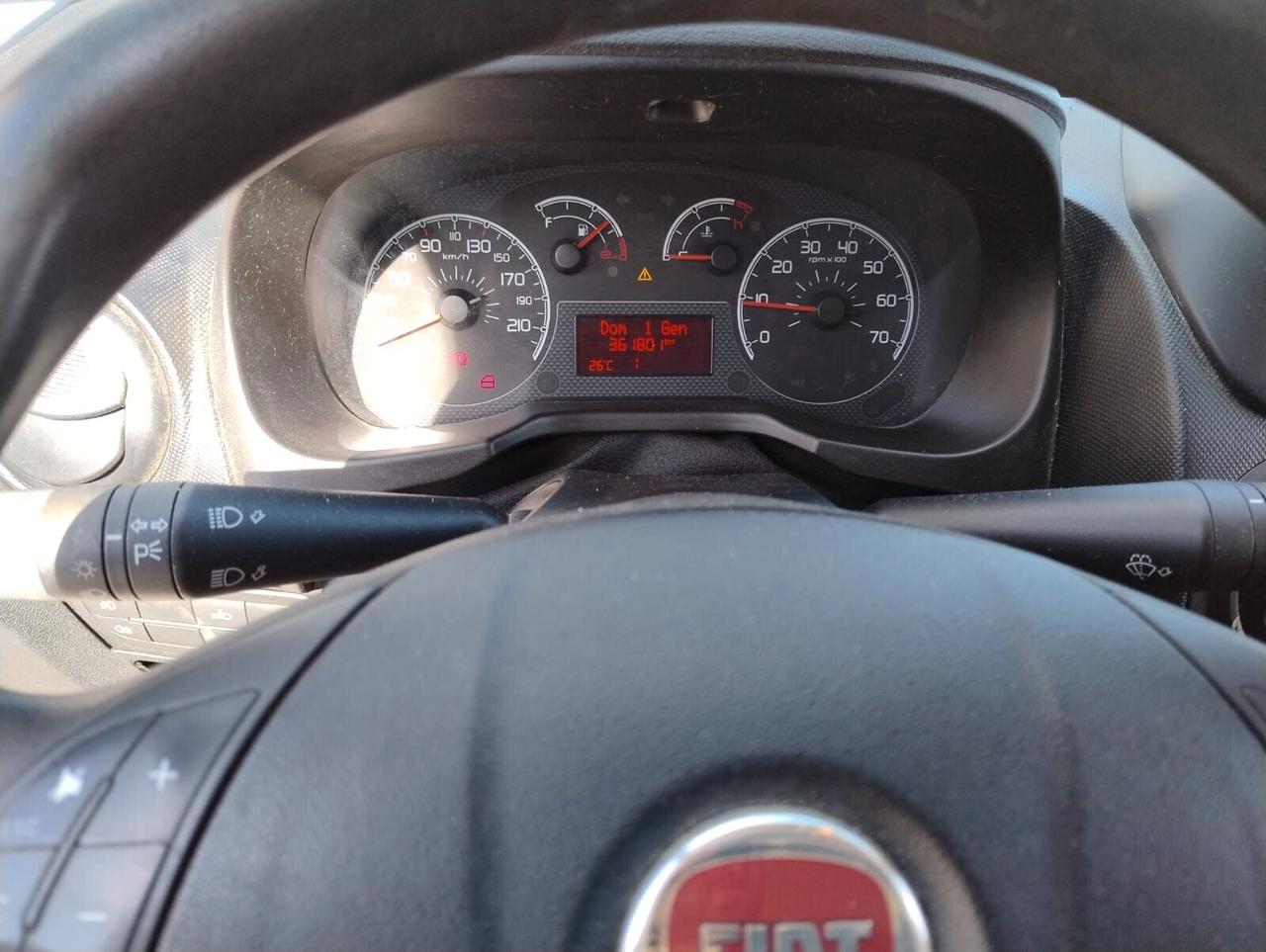 Fiat Fiorino 1.3 Mjet II Adventure 95Cv ALLESTITO