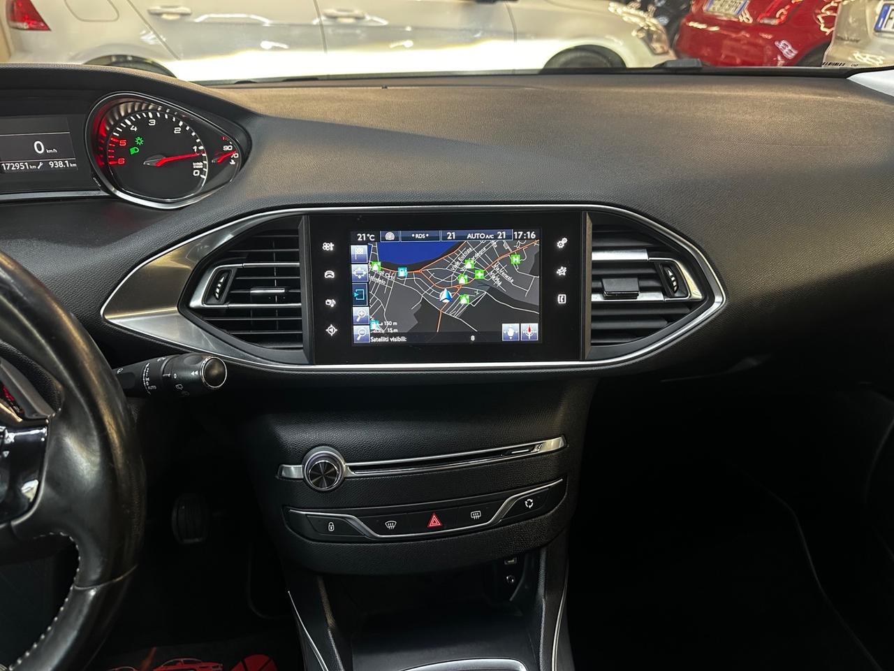 Peugeot 308 BlueHDi UNIPROP FULL LED - FABIANOAUTO