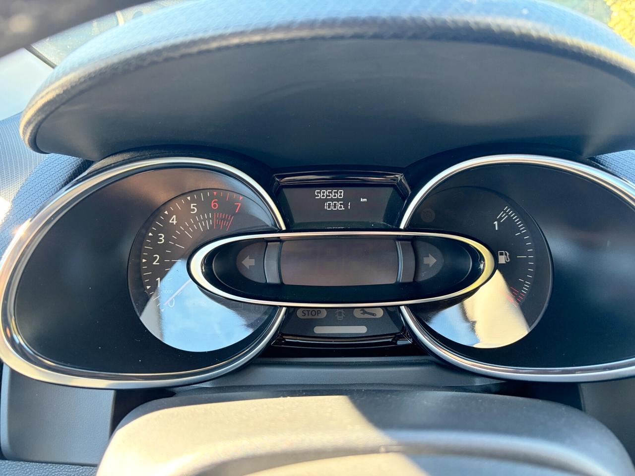 RENAULT CLIO SPORTER 900 TCE - 58.200 KM - UNICO PROPR.