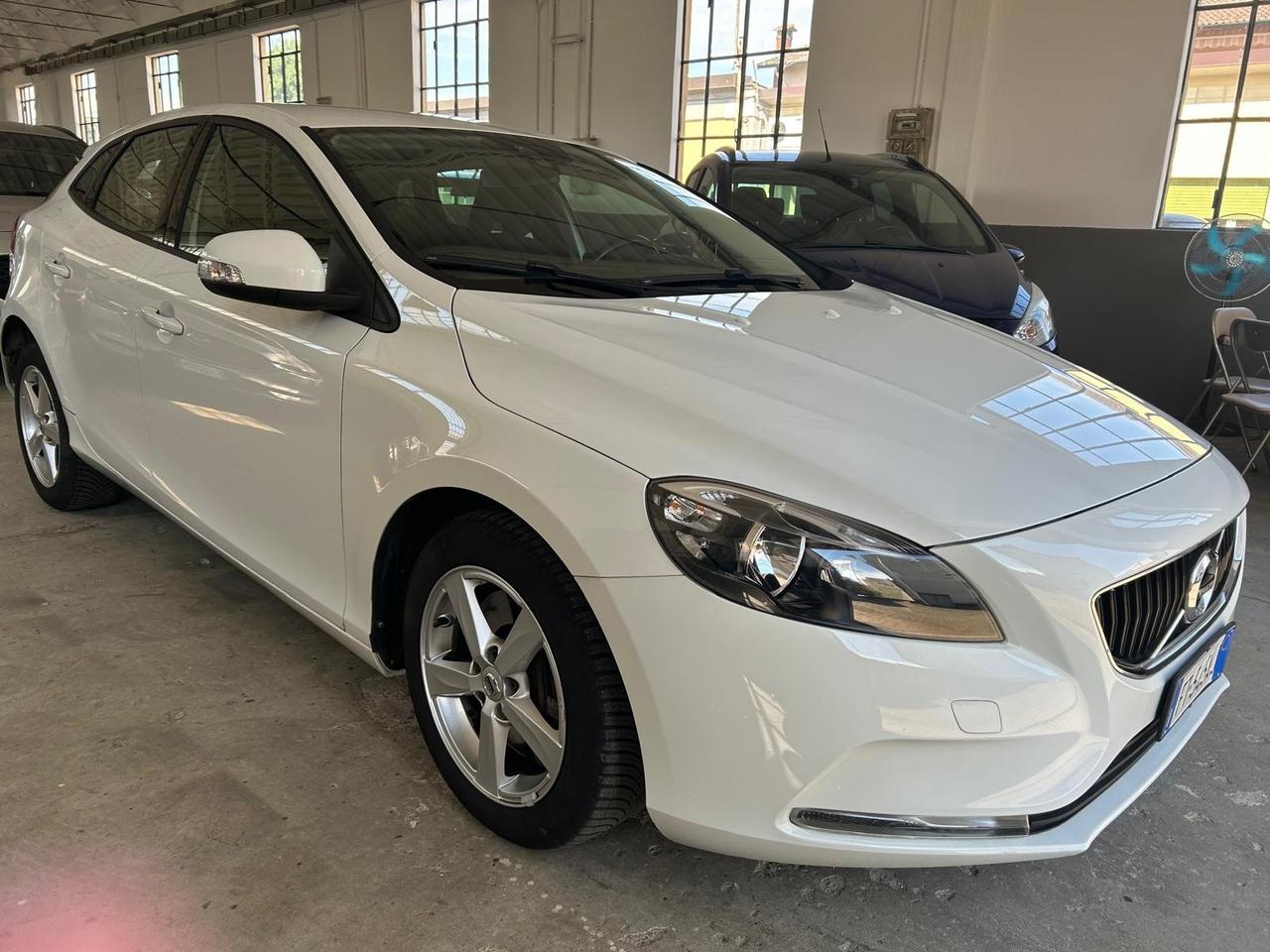 Volvo V40 D2 Geartronic Business