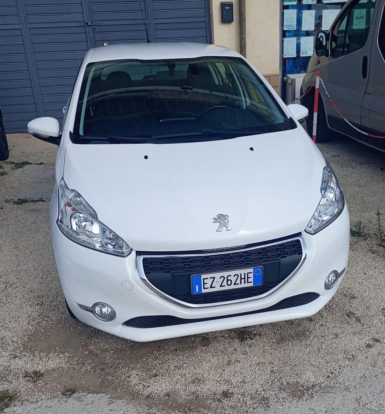 Peugeot 208 BlueHDi 75 5 porte Active
