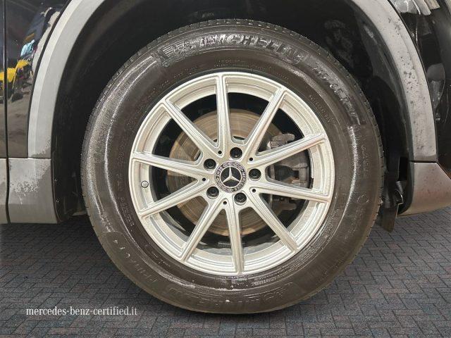 MERCEDES-BENZ GLA 200 d Automatic Business Extra