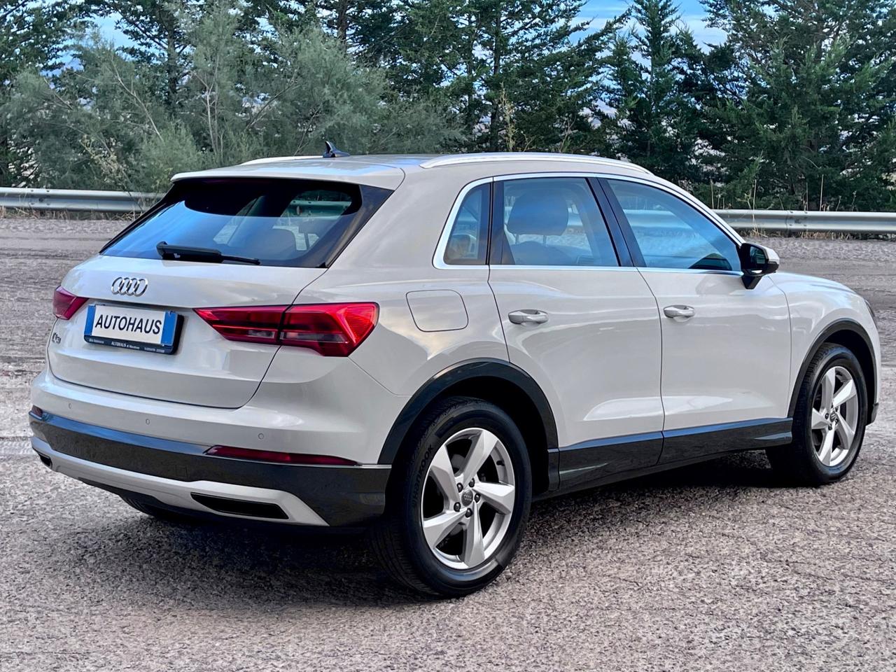 Audi Q3 35 TDI 2.0 TDI 150cv S-Tronic - 95.000km