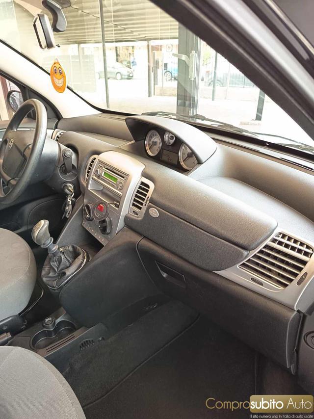 LANCIA Ypsilon 1.2 Passion