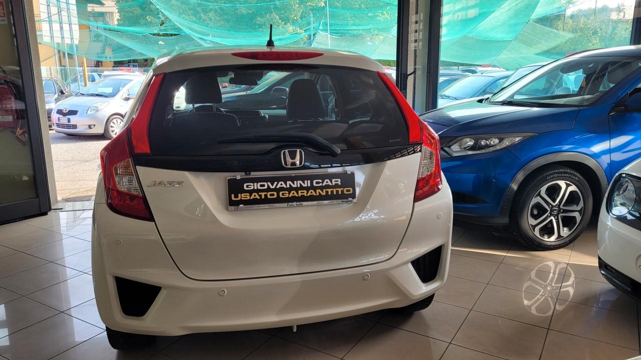 Honda Jazz 1.3 Elegance Navi ADAS