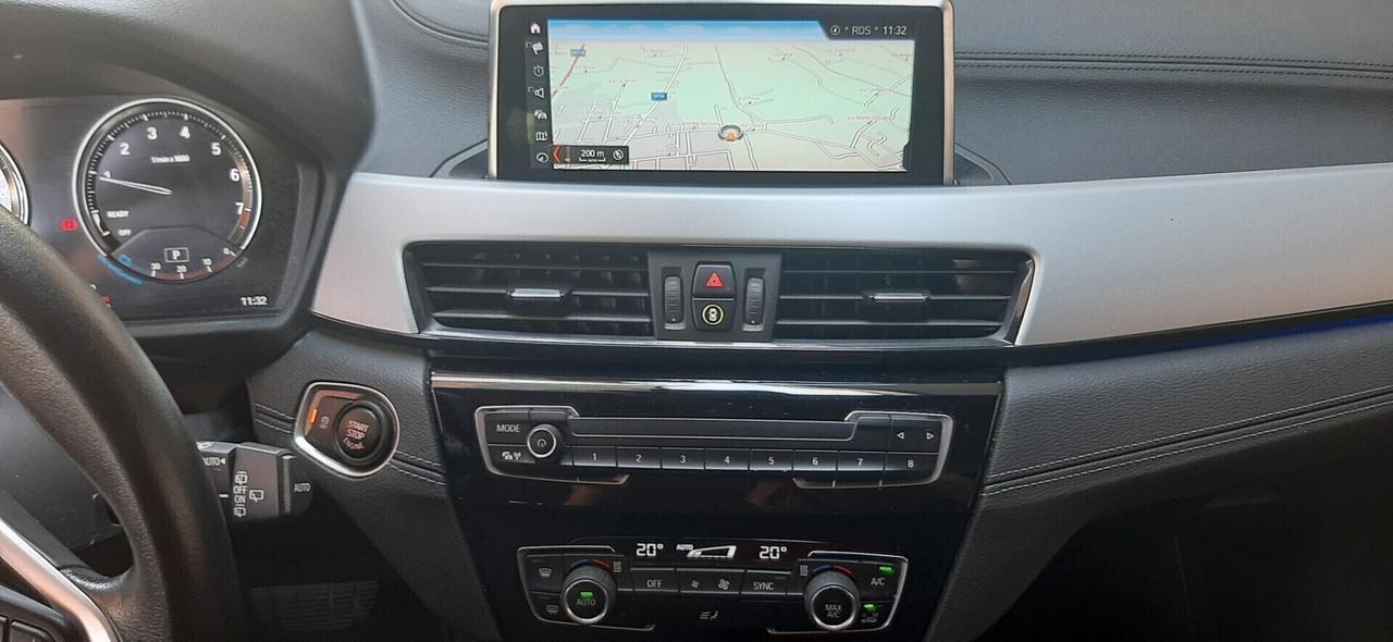 Bmw X2 sDrive18i Business-X